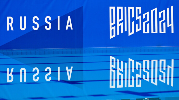 Российские пловцы завоевали серебро в смешанной комбинированной эстафете на Играх БРИКС