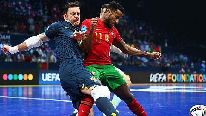 Сборная Португалии сыграет с Россией в финале чемпионата Европы по мини-футболу