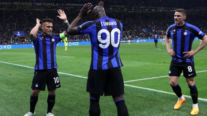 «Интер» вышел в финал Лиги чемпионов, по сумме двух матчей обыграв «Милан»