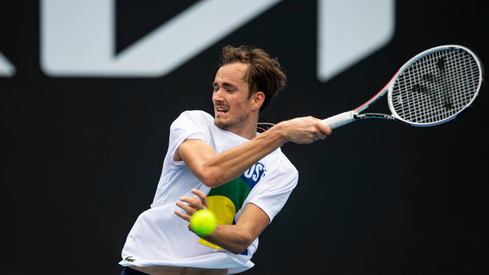 Тренер сборной России по теннису Андреев: «Медведеву будет тяжелее, чем другим ребятам»