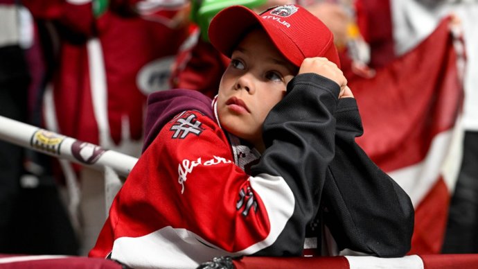 В Латвии считают убытки от чемпионата мира по хоккею. Придётся экономить на детях?