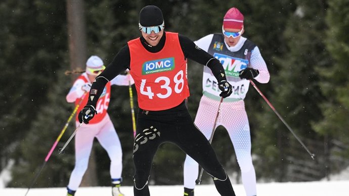 Лыжники Пономарев и Сахоненко выиграли спринт на играх «Мы вместе. Спорт» среди спортсменов с нарушением зрения