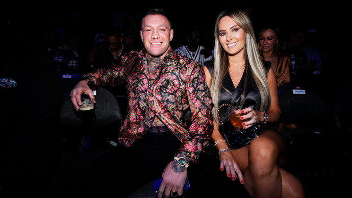 Макгрегор женится на официантке. У невесты уже четверо детей