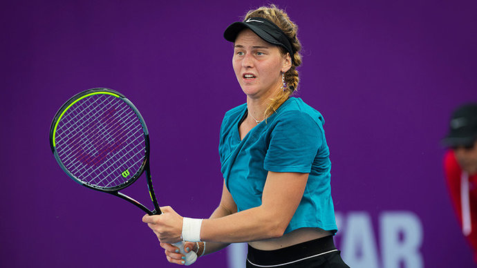 Самсонова вышла во второй круг турнира в Парме