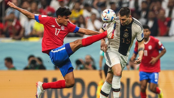 Германия благодаря голу Гнабри обыгрывает Коста-Рику после первого тайма матча ЧМ-2022