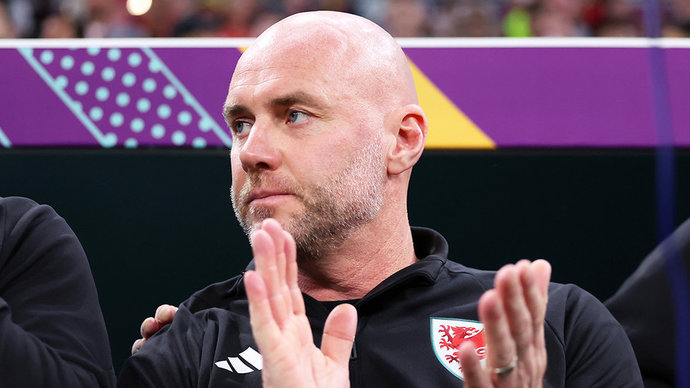 Главный тренер сборной Уэльса поддержал игроков после вылета команды с ЧМ-2022 по футболу в Катаре