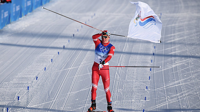 Лыжник Большунов станет знаменосцем сборной России на закрытии Олимпиады-2022 в Пекине
