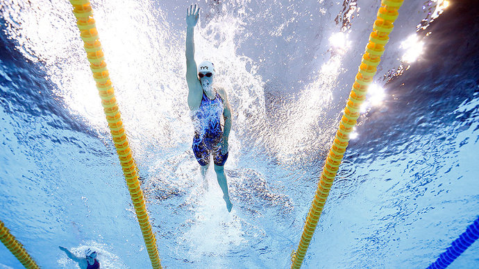 Женская сборная Санкт-Петербурга выиграла эстафету на Спартакиаде, волгоградские пловчихи заняли весь пьедестал на 1500-метровке вольным стилем