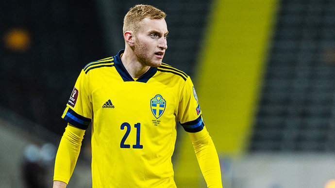 Два футболиста сборной Швеции сдали положительные тесты на коронавирус перед стартом Евро-2020