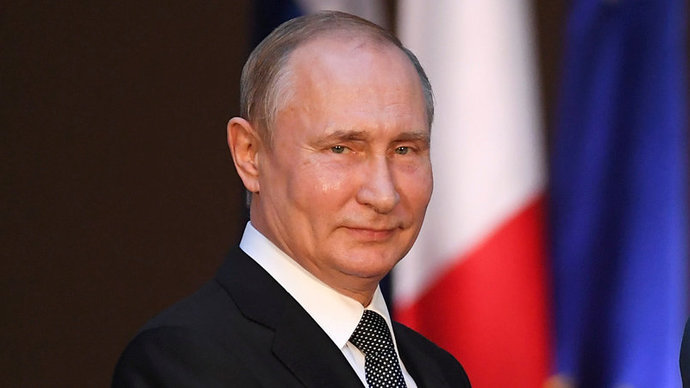 Путин поздравил сборную России по фехтованию с победой на ЧМ в общекомандном зачете