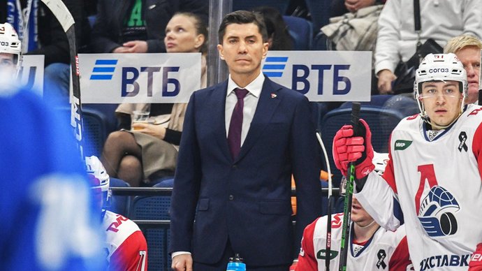 ХК «Локомотив» продлил контракт с главным тренером Никитиным до 2025 года