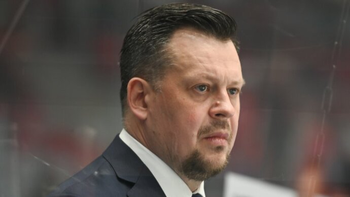 Дмитрий Кокорев продолжит работу на посту главного тренера «Сочи»