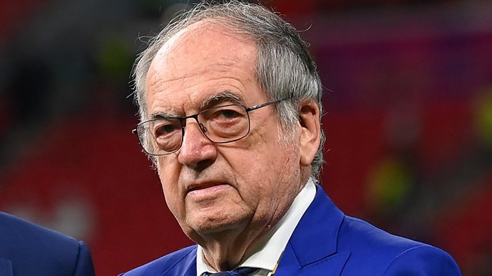 Федерация футбола Франции подтвердила отставку президента после скандалов с Зиданом и сексуальными домогательствами
