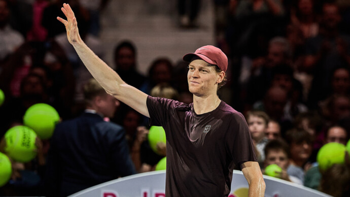 Синнер победил Оже‑Аляссима в матче Итогового турнира АТР