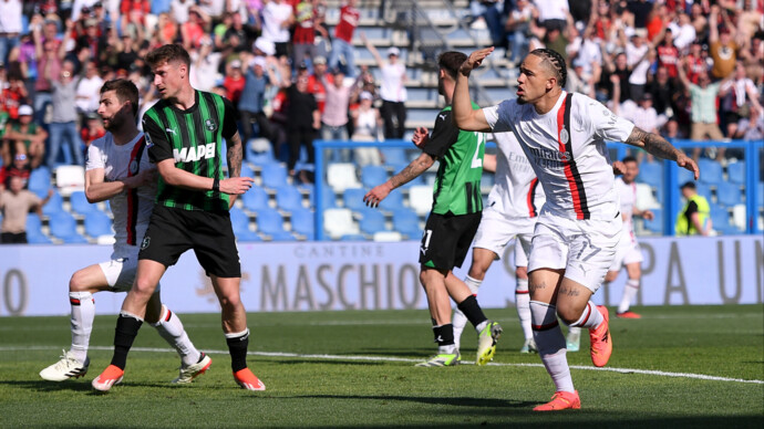 Милан завершил вничью матч с Сассуоло в Серии А, отыгравшись со счета 1:3