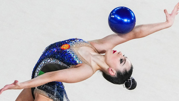 В российской художественной гимнастике новая звезда. Красавица Лала уже побеждает Авериных
