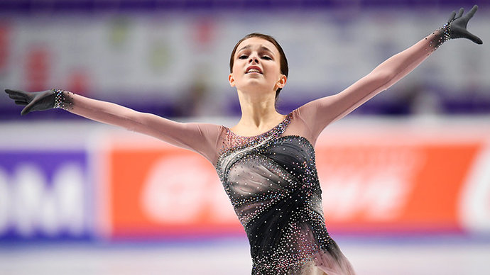 Евгения Медведева: «Щербакова была как суперженщина, супергерой на чемпионате России»