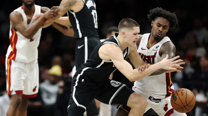 Бруклин уступил Майами в матче НБА, Демин набрал 14 очков