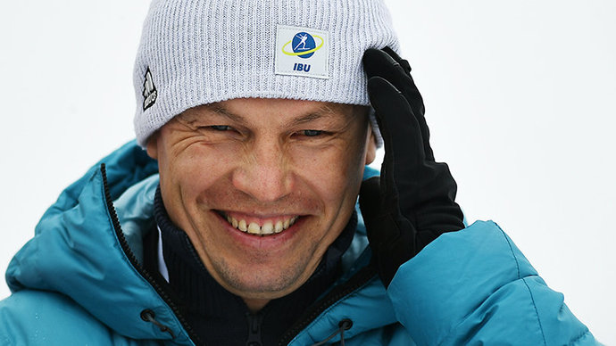 Глава СБР ждет от российских биатлонистов успешного выступления на старте Кубка мира