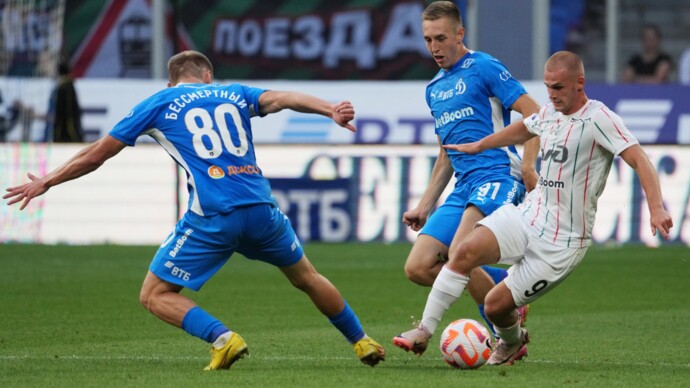 «Динамо» и «Локомотив» играют вничью после первого тайма матча 2‑го тура РПЛ