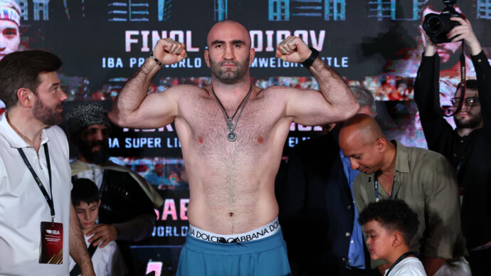 Гассиев победил Пулева и завоевал титул регулярного чемпиона WBA