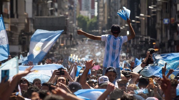 Безумие в Аргентине после победы на ЧМ-2022. Сегодня Буэнос-Айрес точно не заснёт!