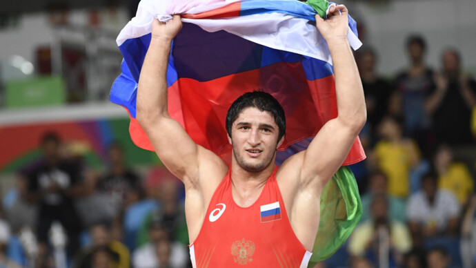 Фотография российского борца Садулаева появилась на официальном сайте Олимпиады в Париже