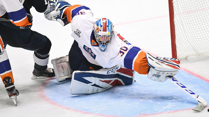 Амиров и Аскаров вошли в топ-5 предварительных рейтингов драфта НХЛ-2020