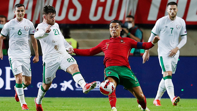 Дубль Роналду принес Португалии волевую победу над Ирландией в отборе на ЧМ-2022