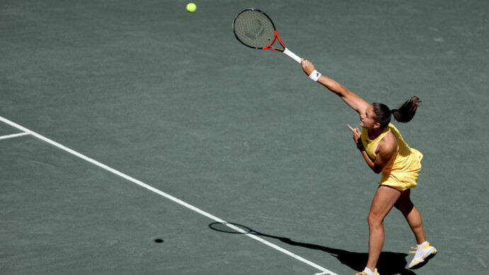 Дарья Касаткина вышла в полуфинал теннисного турнира в Чарльстоне