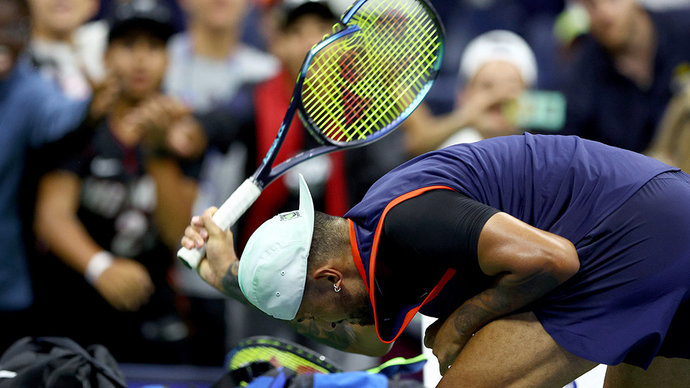 Кириос получил штраф за свою выходку после поражения от Хачанова на US Open