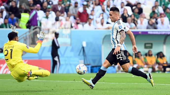 Судья отменил еще один гол сборной Аргентины в ворота саудовцев в матче ЧМ-2022 в Катаре. Видео