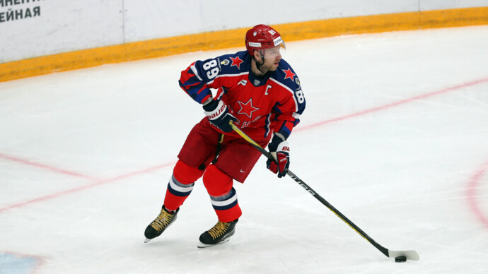 Хоккеист ЦСКА Нестеров рассказал, за кого болеет в плей‑офф НХЛ