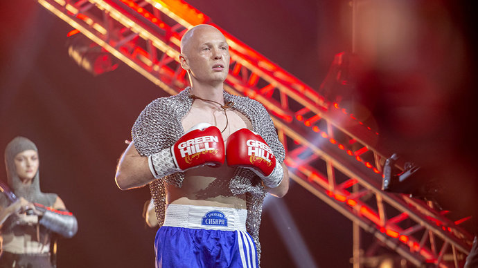 Биатлонист Тихонов рассказал, что следил за боем Тищенко вместе с отцом боксера и Денисом Лебедевым