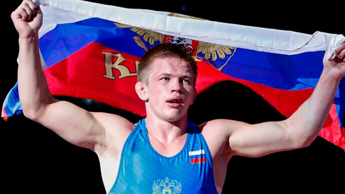 Борец Степанов заявил, что не опустил руки из‑за отсутствия допуска на Олимпиаду в Париж