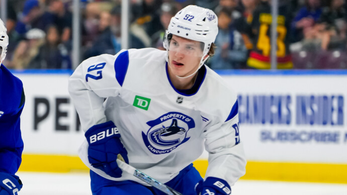 Самый упрямый хоккеист России доказал всё за один матч. НХЛ, кусай локти!