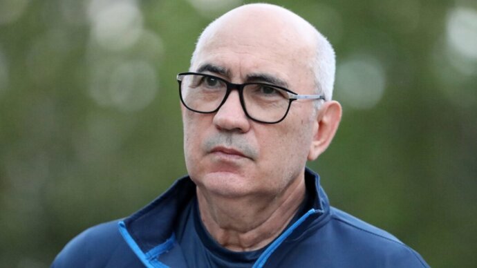 «Осталось только подписать бумаги». В клубе из Азербайджана подтвердили назначение Бердыева главным тренером