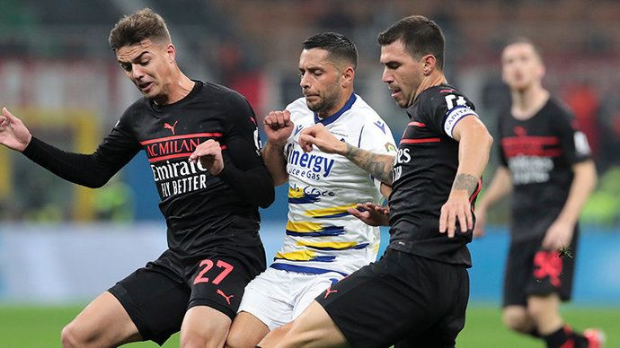 «Милан» одержал волевую победу над «Вероной», проигрывая по ходу матча в два мяча