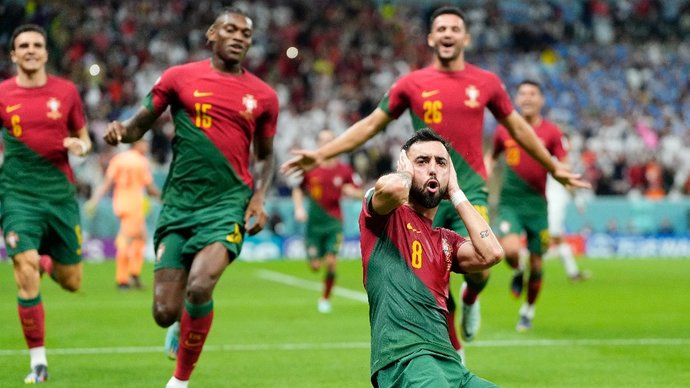 Португалия — Уругвай — 2:0. Фернандеш оформил дубль в матче ЧМ-2022, реализовав пенальти