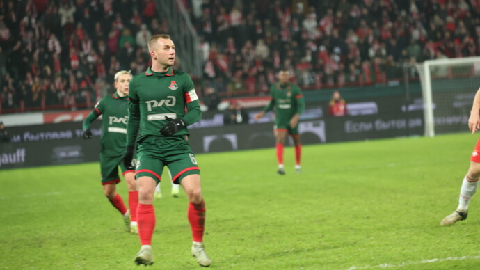 Капитан «Локомотива» Баринов оштрафован на 100 тысяч рублей за оскорбление болельщика «Спартака»