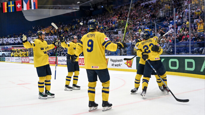 Швеция в овертайме обыграла Финляндию и вышла в полуфинал хоккейного ЧМ