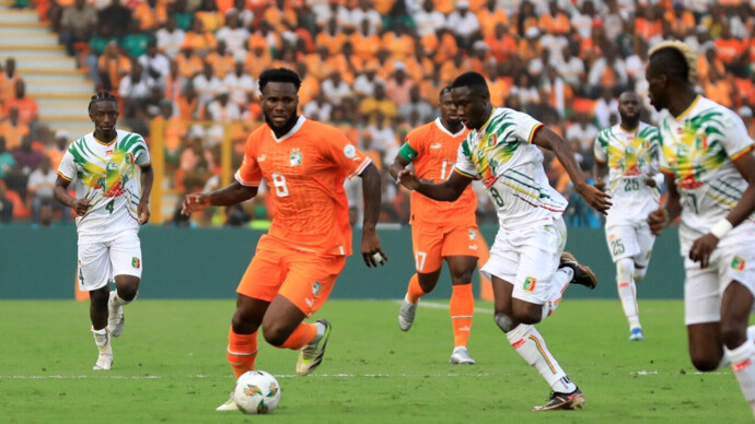 Сборная Кот‑д’Ивуара в меньшинстве в дополнительное время победила команду Мали в четвертьфинале Кубка африканских наций