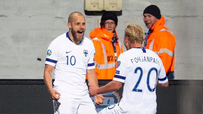 Финляндия ушла от поражения в матче с Украиной. Дубль Левандовского помог Польше разгромить Андорру