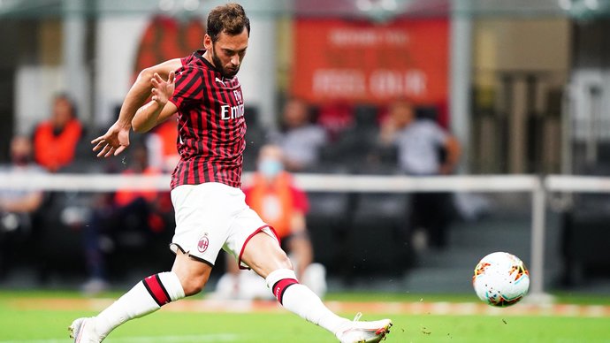 «Милан» обыграл «Беневенто» и поднялся на второе место в Серии А