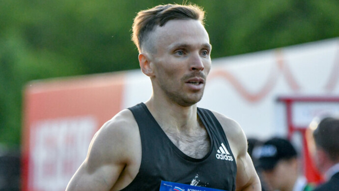 Владимир Никитин завоевал золото Игр БРИКС в беге на 5000 метров