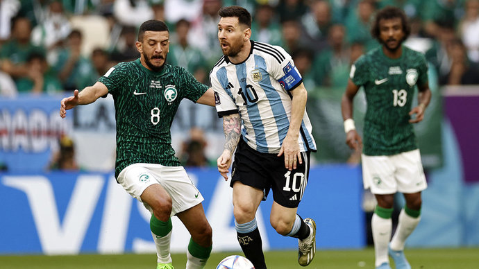 «Аргентина остается фаворитом ЧМ-2022, несмотря на поражение от Саудовской Аравии» — защитник «Сочи» Макарчук