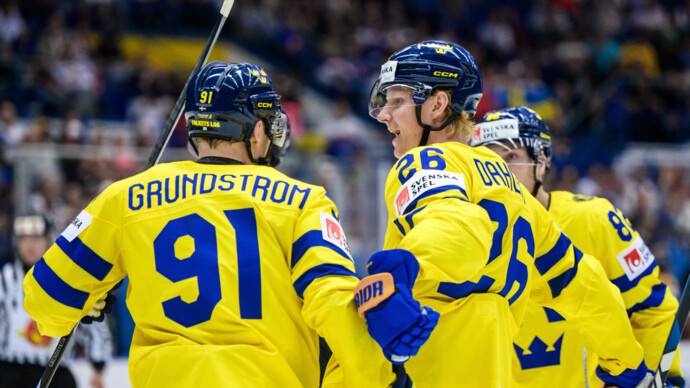 Сборная Швеции одержала пятую победу в пяти матчах ЧМ по хоккею