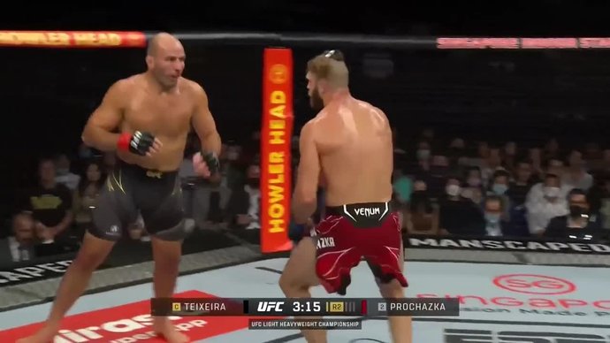 UFC. Гловер Тейшейра против Иржи Прохазки (видео)