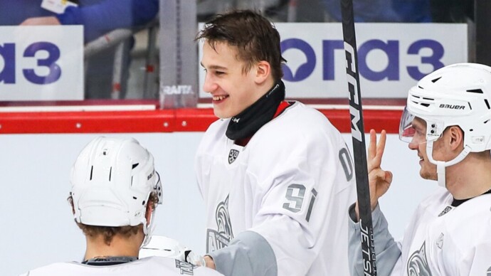 Канадская певица Селин Дион объявила, что «Монреаль» выбрал россиянина Ивана Демидова на драфте НХЛ