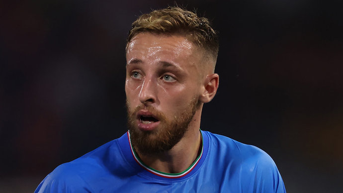 Футболист сборной Италии сообщил о взломе телефона после публикации голого селфи в соцсетях